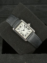 Carica l'immagine nel visualizzatore di Gallery, Cartier Tank Solo Small Quartz WSTA0042 year 2021 full set
