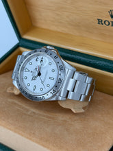 Carica l'immagine nel visualizzatore di Gallery, Rolex Explorer II 16570 year 1999 full set