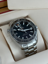 Carica l'immagine nel visualizzatore di Gallery, Omega Seamaster Planet Ocean GMT ref. 23230442201001 full set