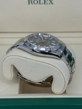 Carica l'immagine nel visualizzatore di Gallery, Rolex Datejust 41mm Mint Dial 126300 year 2025 full set LIKE NEW