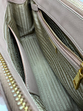 Carica l'immagine nel visualizzatore di Gallery, Borsa Prada Galleria 30 medium in Saffiano BN1801 full set year 2008