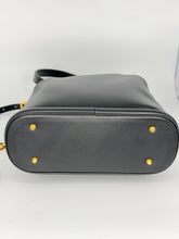 Carica l'immagine nel visualizzatore di Gallery, Borsa Media C’est Dior autunno 2023