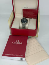 Carica l'immagine nel visualizzatore di Gallery, Omega Speedmaster Reduced ref. 35105000 year 2014 full set
