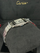 Carica l'immagine nel visualizzatore di Gallery, Cartier Panthère medium WSPN0015 year 2026 full set LIKE NEW