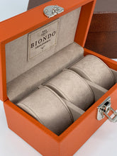 Carica l'immagine nel visualizzatore di Gallery, Box luxury porta orologi Biondo 3 posti arancione