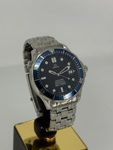 Carica l'immagine nel visualizzatore di Gallery, Omega Seamaster Diver 300 ref. 25318000