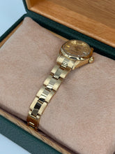 Carica l'immagine nel visualizzatore di Gallery, Rolex Lady-Datejust 26mm 18K yellow gold ref. 6916 year 1977