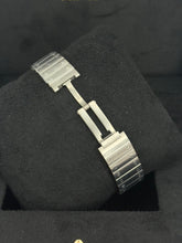 Carica l'immagine nel visualizzatore di Gallery, Cartier Santos Small WSSA0082 year 2026 full set LIKE NEW