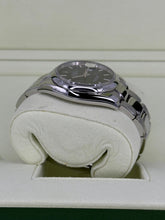 Carica l'immagine nel visualizzatore di Gallery, Rolex oyster Perpetual Date ref. 115200 year 2009 full set