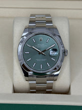 Carica l'immagine nel visualizzatore di Gallery, Rolex Datejust 41mm Mint Dial 126300 year 2025 full set LIKE NEW