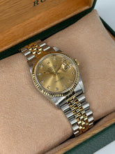 Carica l'immagine nel visualizzatore di Gallery, Rolex Datejust 36mm ref. 16233 year 1991