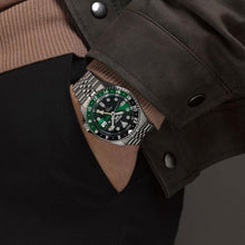 Carica l'immagine nel visualizzatore di Gallery, Orologio Seiko 5 Sport GMT - SSK035K1