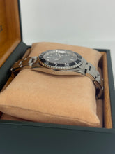 Carica l'immagine nel visualizzatore di Gallery, Rolex Submariner Date 16610 year 1991