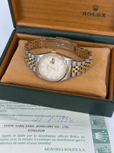 Carica l'immagine nel visualizzatore di Gallery, Rolex Datejust 36mm ref. 16233 year 1994 full set