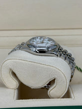 Carica l'immagine nel visualizzatore di Gallery, Rolex Datejust 31mm ref. 278240 year 2024 full set