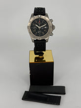 Carica l'immagine nel visualizzatore di Gallery, Breitling Avenger Brandit titanium referenza E13383