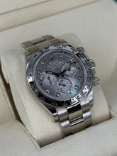Carica l'immagine nel visualizzatore di Gallery, Rolex Daytona 18k white gold diamond dial ref. 116509 year 2020 full set