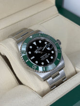 Carica l'immagine nel visualizzatore di Gallery, Rolex Submariner Date starbucks 126610LV year 2022 full set