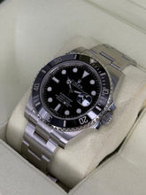 Carica l'immagine nel visualizzatore di Gallery, Rolex Submariner Date 116610LN year 2012 full set