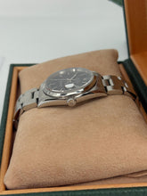 Carica l'immagine nel visualizzatore di Gallery, Rolex Datejust 36 ref. 16200 year 2002 full set