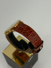 Carica l'immagine nel visualizzatore di Gallery, Omega De Ville vintage in oro giallo 18KT 32mm quartz