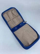 Carica l'immagine nel visualizzatore di Gallery, Astuccio luxury porta orologi Biondo 6 posti blu