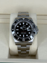 Carica l'immagine nel visualizzatore di Gallery, Rolex Sea-Dweller Single Red 126600 year 2025 full set LIKE NEW