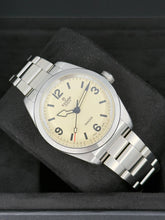 Carica l'immagine nel visualizzatore di Gallery, Tudor Ranger 39 mm ref. 79950 year 2026 full set LIKE NEW