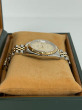 Carica l'immagine nel visualizzatore di Gallery, Rolex Datejust 36mm ref. 16233 year 1994 full set