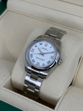 Carica l'immagine nel visualizzatore di Gallery, Rolex Oyster Perpetual 31mm ref. 177200 year 2015 full set