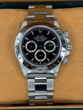 Carica l'immagine nel visualizzatore di Gallery, Rolex Daytona Zenith ref. 16520 year 1995 full set