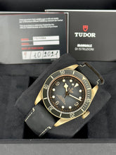 Carica l'immagine nel visualizzatore di Gallery, Tudor Black Bay Bronze 79250BA year 2021 Full set