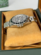 Carica l'immagine nel visualizzatore di Gallery, Rolex GMT-Master 16700 year 1998 full set