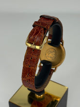 Carica l'immagine nel visualizzatore di Gallery, Omega De Ville vintage in oro giallo 18KT 32mm quartz