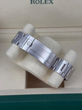 Carica l'immagine nel visualizzatore di Gallery, Rolex Sea-Dweller ref. 126600 year 2025 full set LIKE NEW