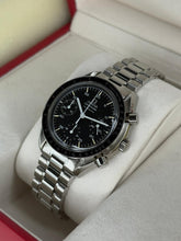 Carica l'immagine nel visualizzatore di Gallery, Omega Speedmaster Reduced ref. 35105000 year 2014 full set