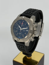 Carica l'immagine nel visualizzatore di Gallery, Breitling Avenger Brandit titanium referenza E13383