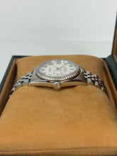 Carica l'immagine nel visualizzatore di Gallery, Rolex Datejust 36 mm ref. 16220 year 1991 full set