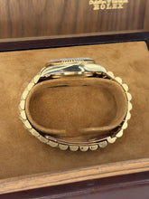 Carica l'immagine nel visualizzatore di Gallery, Rolex Day-Date 18K yellow gold wood dial ref. 18038 year 1984 full set