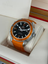 Carica l'immagine nel visualizzatore di Gallery, Omega Seamaster Planet Ocean ref. 23232462101001 year 2012 full set