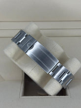Carica l'immagine nel visualizzatore di Gallery, Rolex Submariner Date Starbucks ref. 126610LV year 2021 full set