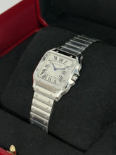 Carica l'immagine nel visualizzatore di Gallery, Cartier Santos Small WSSA0082 year 2026 full set LIKE NEW