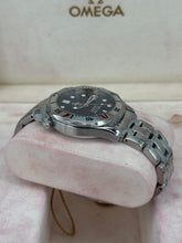 Carica l'immagine nel visualizzatore di Gallery, Omega Seamaster Diver 300 Quartz ref. 25628000 full set