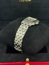 Carica l'immagine nel visualizzatore di Gallery, Cartier Panthère Medium WSPN0015 year 2026 full set LIKE NEW