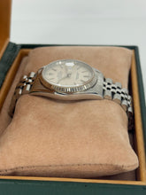 Carica l'immagine nel visualizzatore di Gallery, Rolex Datejust 36 ref. 16234 year 1999 full set