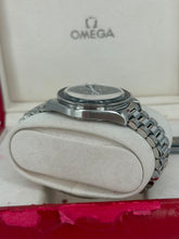 Carica l'immagine nel visualizzatore di Gallery, Omega Speedmaster Reduced 35105000 year 1992 full set