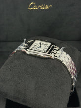 Carica l'immagine nel visualizzatore di Gallery, Cartier Panthère medium WSPN0015 year 2026 full set LIKE NEW