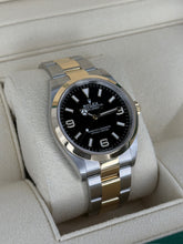 Carica l'immagine nel visualizzatore di Gallery, Rolex Explorer I ref. 124273 year 2022 full set