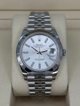 Carica l'immagine nel visualizzatore di Gallery, Rolex Datejust 41mm 126300 year 2026 full set LIKE NEW