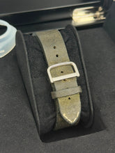 Carica l'immagine nel visualizzatore di Gallery, Panerai Radiomir GMT Alarm PAM00098 year 2004 full set